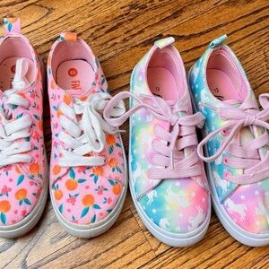 (2 Pair) Fabkids Peach / Unicorn Sneaker Girls Size 13 Pink White All Over Print